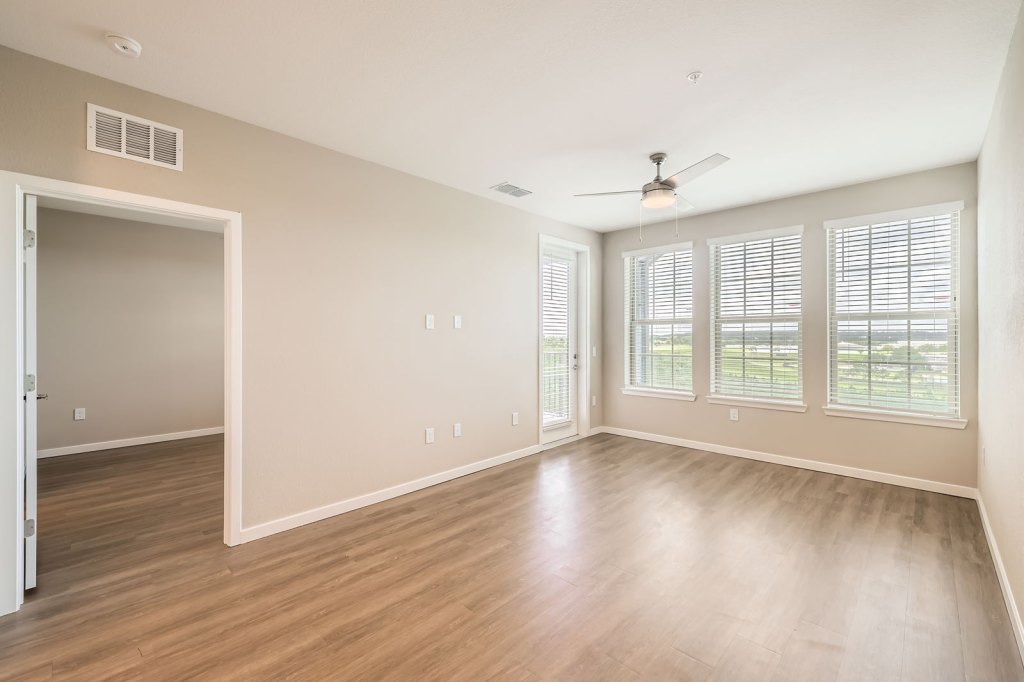 2300-hooks-st-web-quality-003-11-living-room
